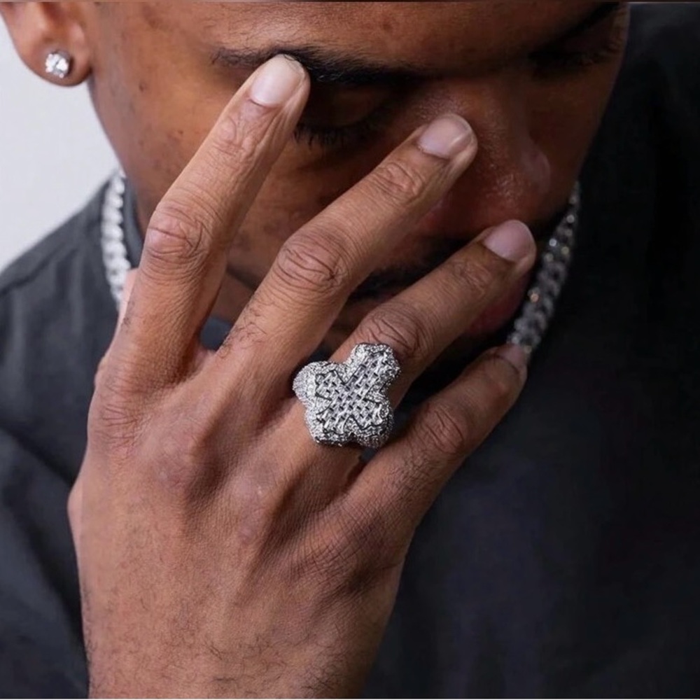 Men’s sliver 1pc Hip - Hop Iced out Faith Cross Ring